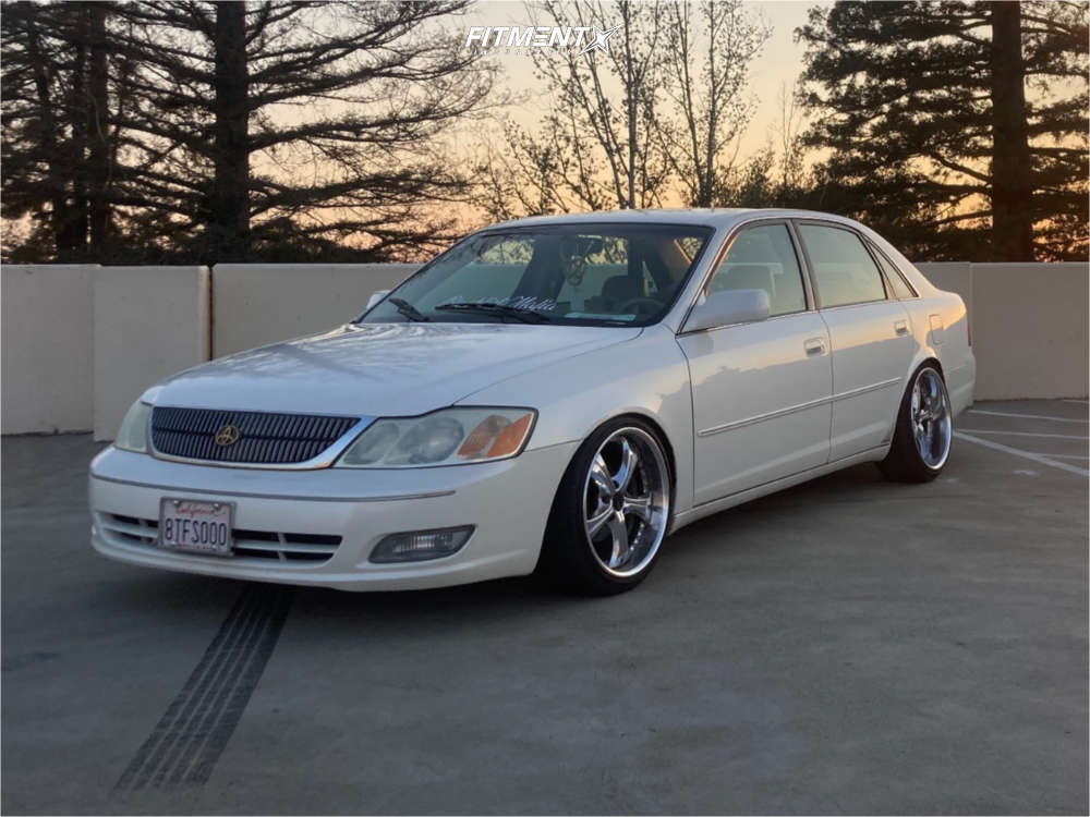 2002 Toyota Avalon XLS with 18x9 SSR Vienna Courage and Kumho 215x40 on  Coilovers | 1594813 | Fitment Industries
