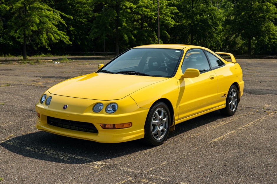 7k-Mile 2000 Acura Integra Type R for sale on BaT Auctions - sold for  $112,112 on January 29, 2022 (Lot #64,507) | Bring a Trailer