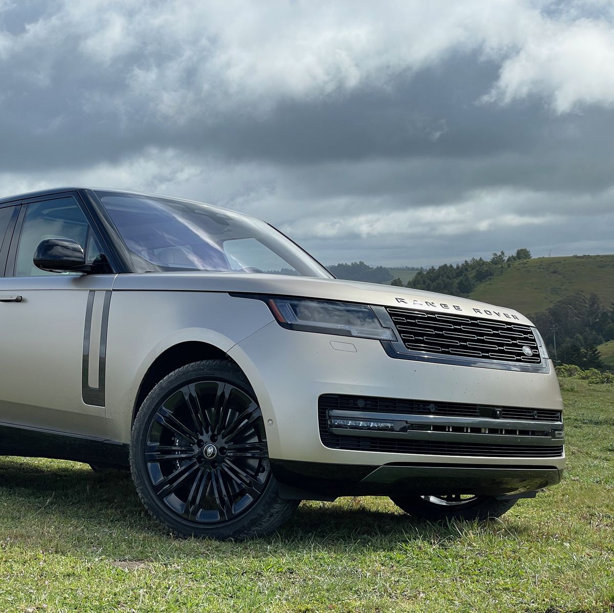 2022 Land Rover Range Rover Review: An Improved Transporter of Gods