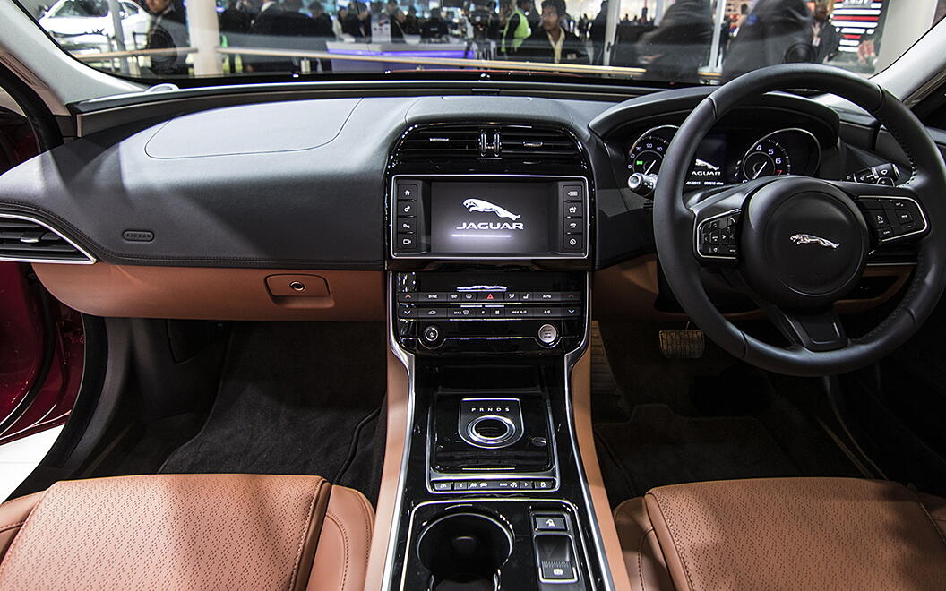 Jaguar XE [2016-2019] - Interior | Jaguar XE [2016-2019] Images