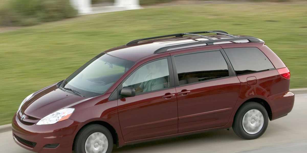 2009 Toyota Sienna Limited AWD &#8211; Instrumented Test &#8211; Car and  Driver