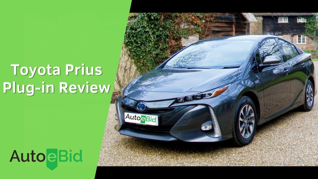 2022 Toyota Prius Plug-in Review - 5 minutes - YouTube