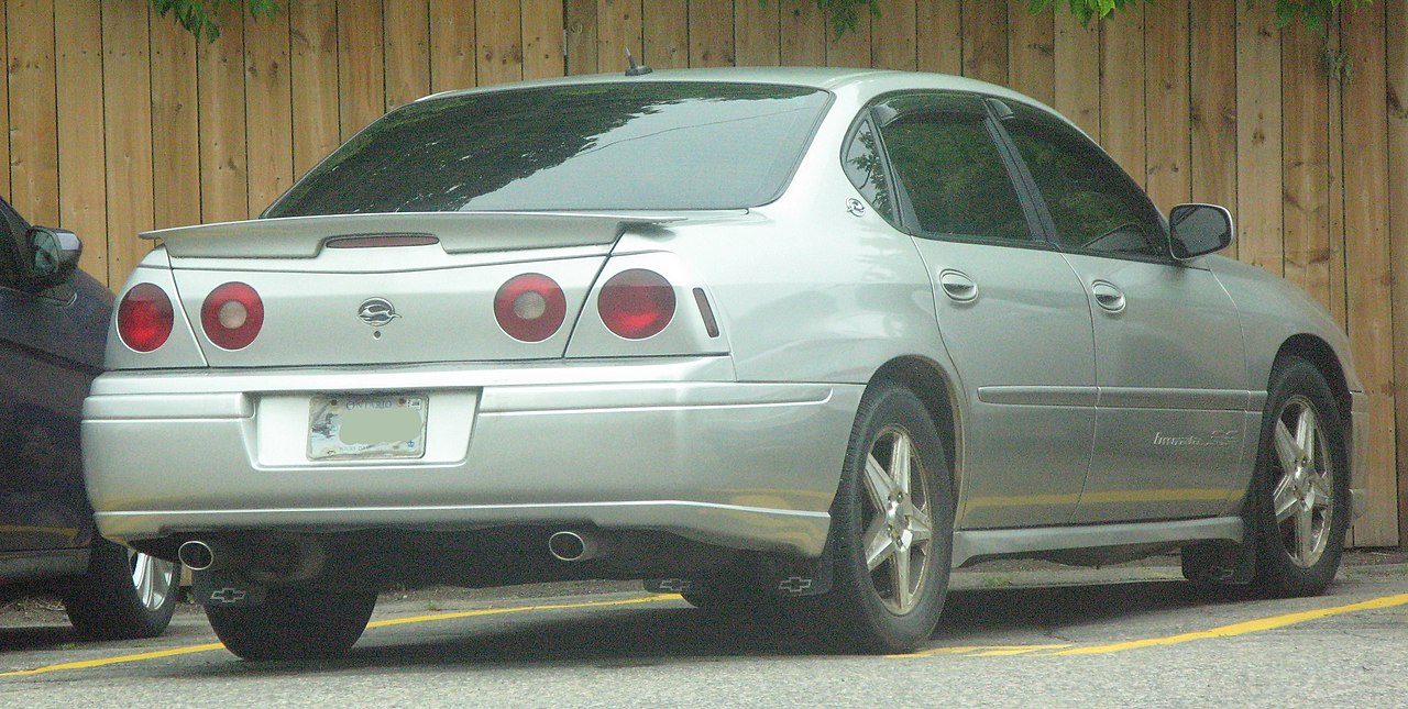 File:2005 Chevrolet Impala SS, Rear Right, 07-26-2020.jpg - Wikimedia  Commons