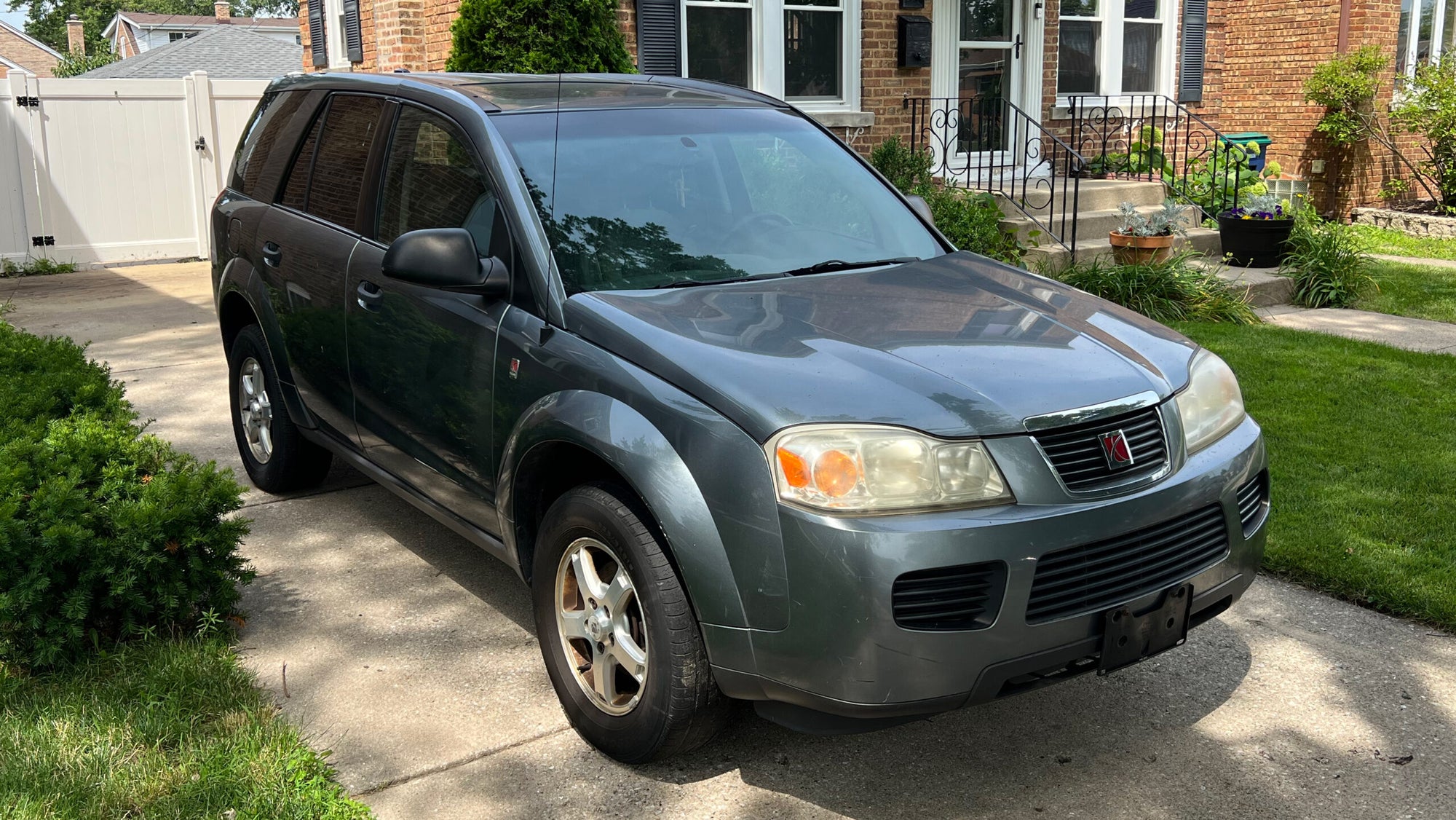 I'm Avoiding the Used Car Market by Reviving a 166K-Mile Saturn Vue