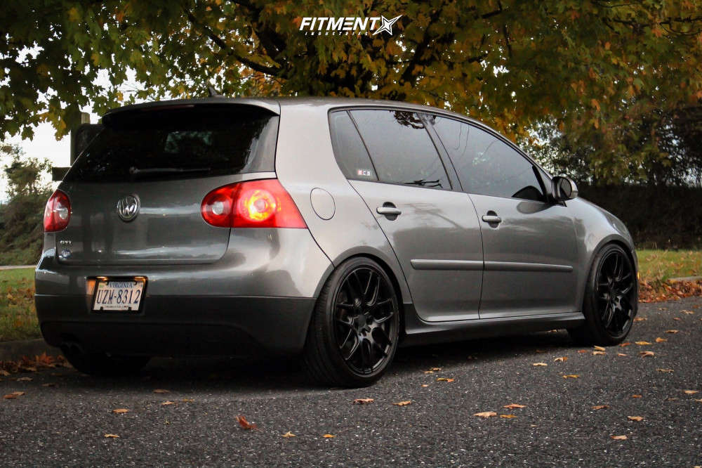 2008 Volkswagen GTI Base with 18x8 Motiv Magellan and Pirelli 225x40 on  Coilovers | 681343 | Fitment Industries