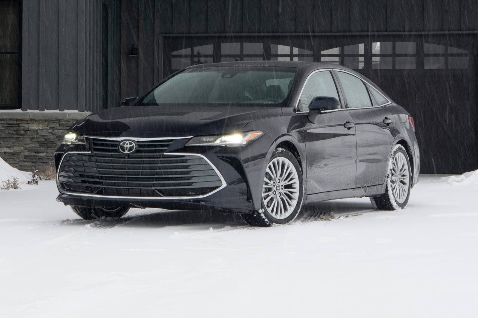 2022 Toyota Avalon Prices, Reviews, and Pictures | Edmunds