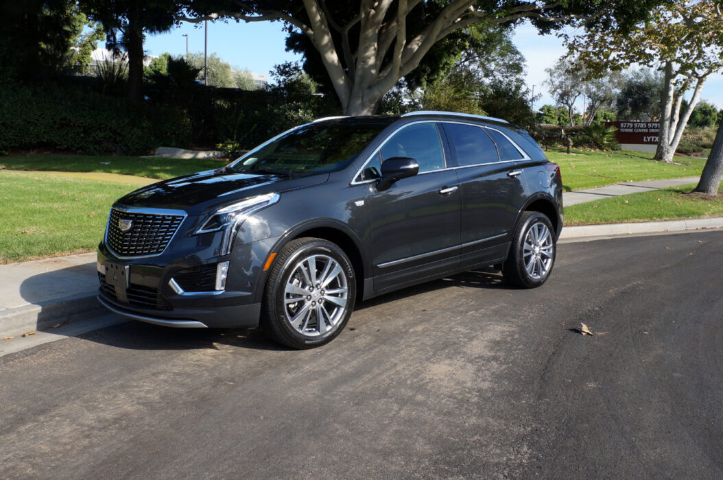 2020 Cadillac XT5 Premium Luxury Review - More tech and better looking