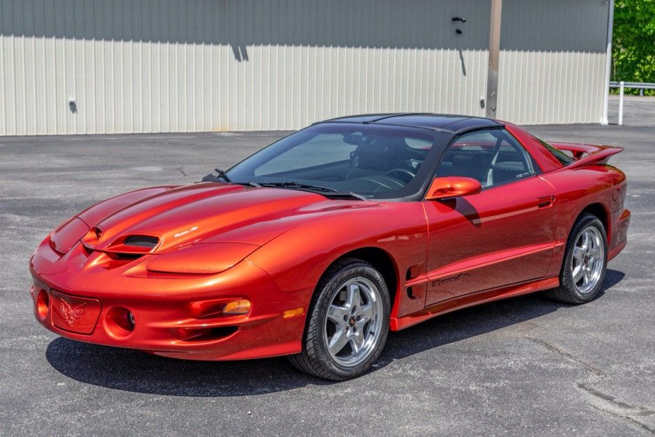 2,900-Mile 2002 Pontiac Firebird Trans Am WS6 Coupe for sale on BaT  Auctions - sold for $43,500 on June 4, 2022 (Lot #75,312) | Bring a Trailer