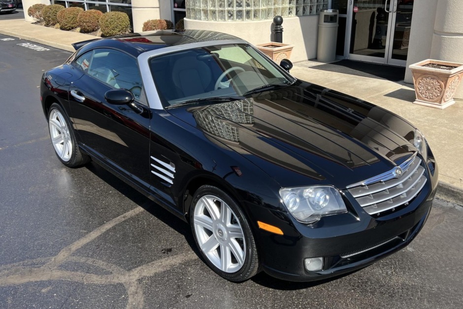 No Reserve: 8k-Mile 2006 Chrysler Crossfire Limited Coupe 6-Speed for sale  on BaT Auctions - sold for $19,250 on March 30, 2022 (Lot #69,289) | Bring  a Trailer