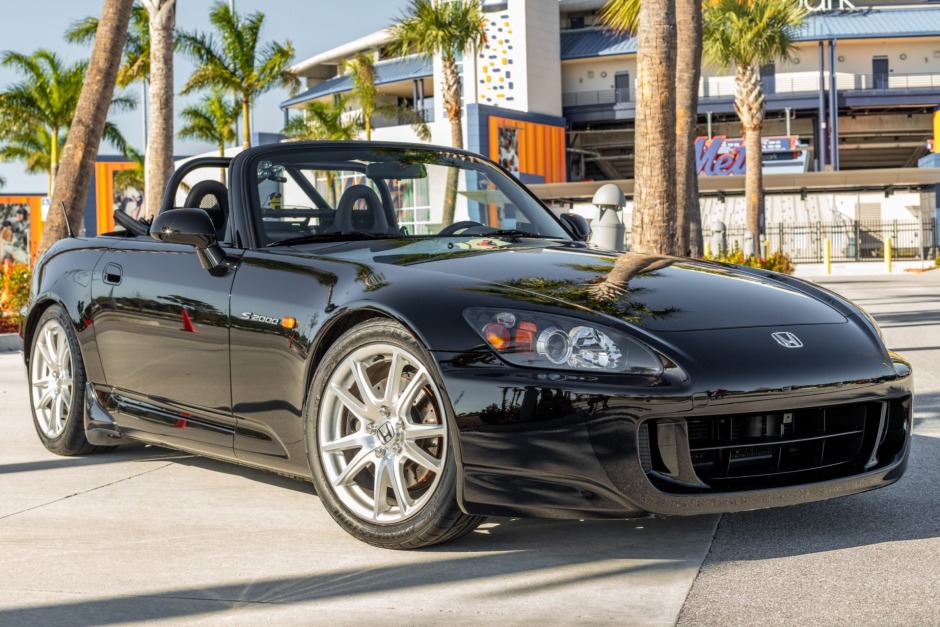 35k-Mile 2004 Honda S2000 for sale on BaT Auctions - sold for $33,000 on  March 12, 2022 (Lot #67,797) | Bring a Trailer