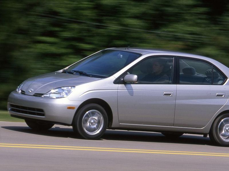 2001 Toyota Prius: Perhaps the First Car That Runs no Guilt