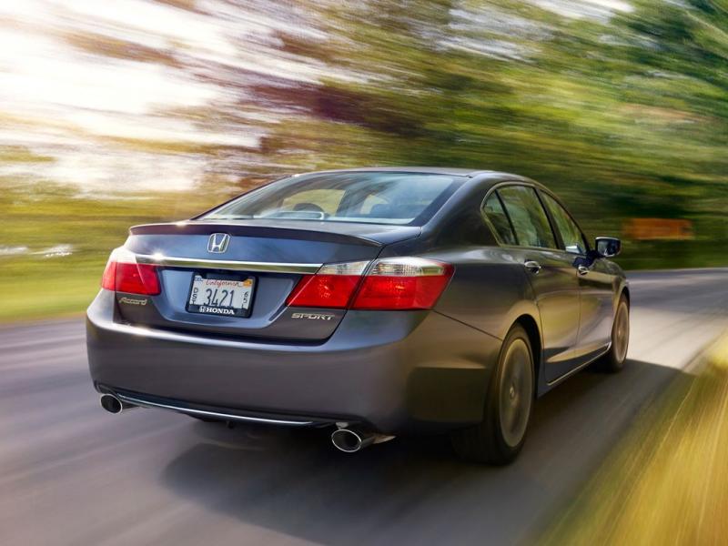 Honda Accord: 2015 10Best Cars &#8211; Feature &#8211; Car and Driver