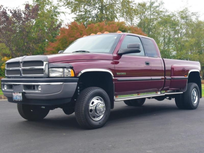 28k-Mile 2002 Dodge Ram 3500 Cummins Dually 4x4 6-Speed for sale on BaT  Auctions - sold for $42,000 on November 9, 2021 (Lot #59,163) | Bring a  Trailer