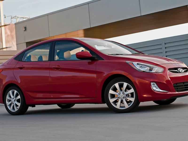 Used 2013 Hyundai Accent Sedan Review | Edmunds