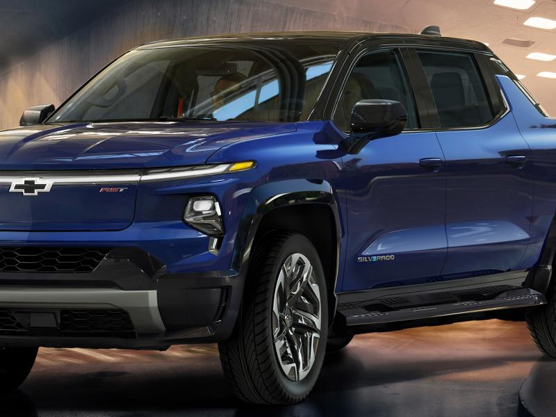 2023 - Chevrolet - Silverado EV - Vehicles on Display | Chicago Auto Show