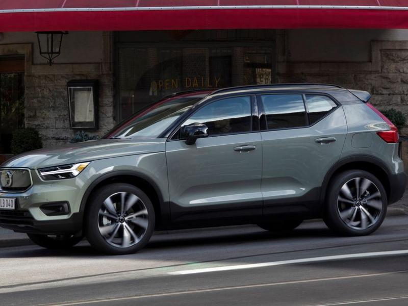 2022 Volvo XC40 Recharge Review, Pricing, and Specs