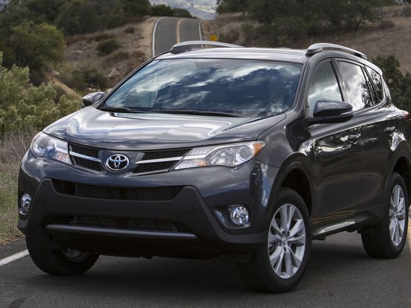 2015 Toyota RAV4 XLE: Most Things To Most People - The Car Guide