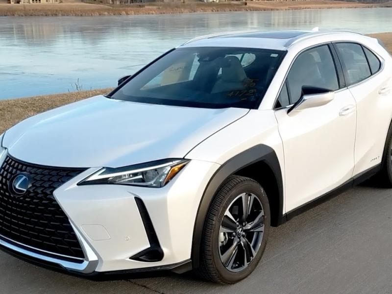 2019 Lexus UX 250h Review | AWD + HYBRID + STYLE - YouTube