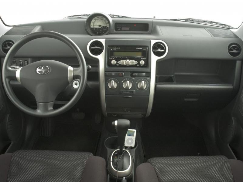 2006 Scion xB interior 014 - Toyota USA Newsroom