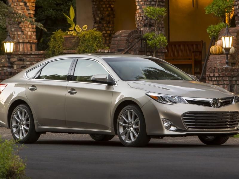 2013 Toyota Avalon Review & Ratings | Edmunds