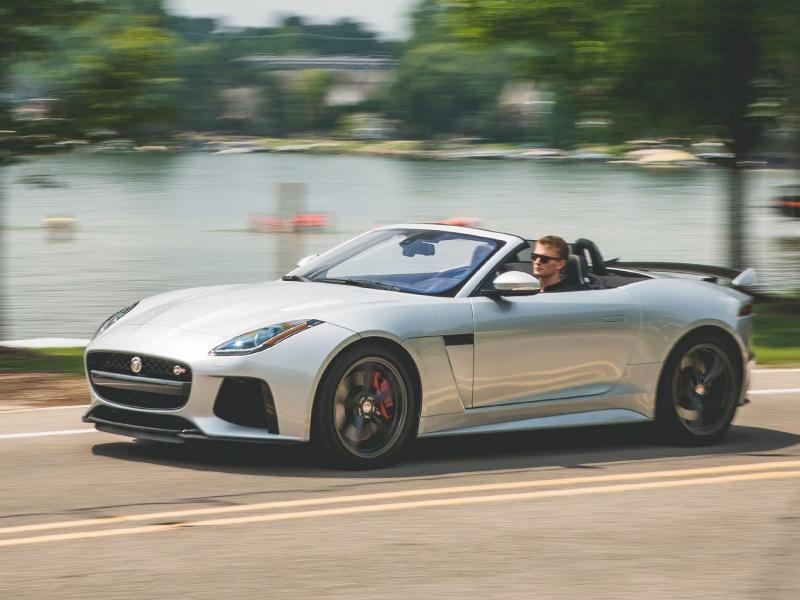 2019 Jaguar F-type R Review, Pricing, and Specs
