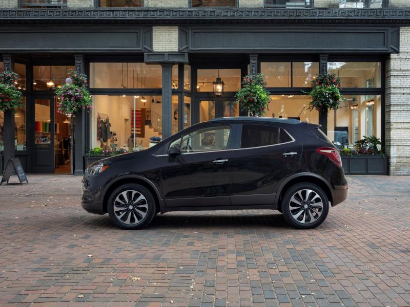 The 2022 Buick Encore Isn't Getting the Big Changes It Needs