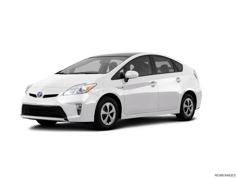 2013 Toyota Prius Research, Photos, Specs and Expertise | CarMax