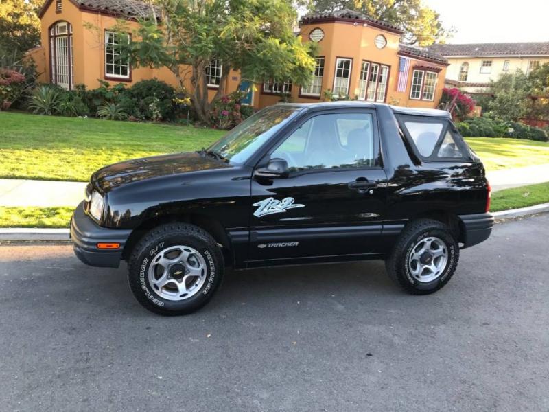 Unexpectedly Righteous: 2001 Chevrolet Tracker ZR2 - DailyTurismo