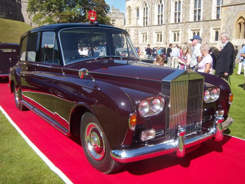 H.M. The Queen's 1977 Rolls-Royce Phantom VI | Windsor Castl… | Flickr