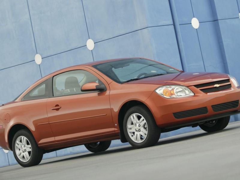 Used 2007 Chevrolet Cobalt Coupe Review | Edmunds