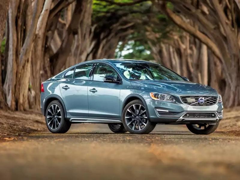 Volvo S60 Cross Country 2017 Car Review - YouTube