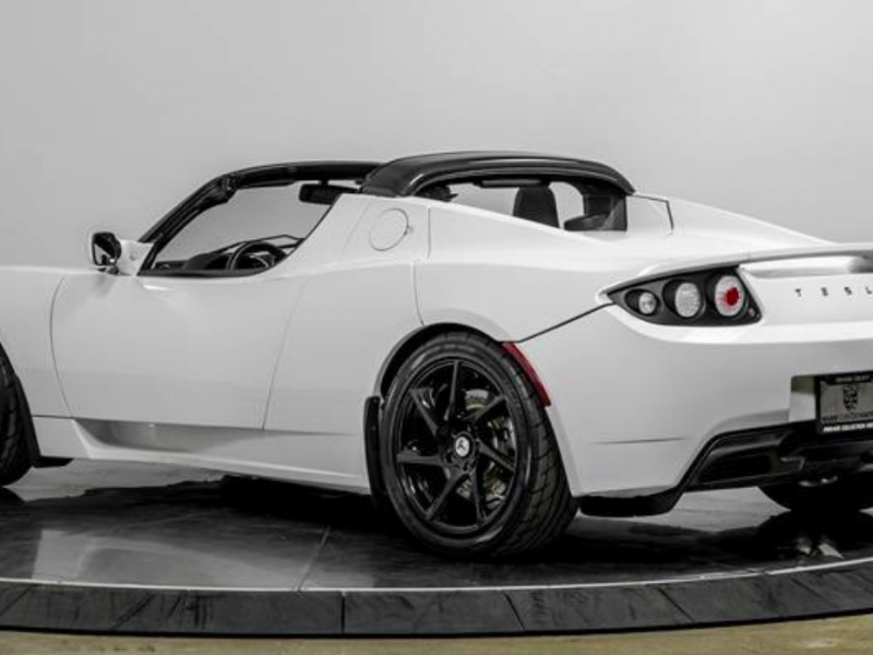 A 2011 Tesla Roadster Is a Futuristic Alternative to a Used Lotus Elise