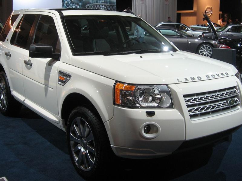 File:2008 Land Rover LR2 DC.JPG - Wikimedia Commons