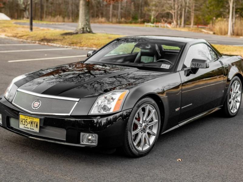 2006 Cadillac XLR-V for sale on BaT Auctions - sold for $37,500 on January  8, 2022 (Lot #63,057) | Bring a Trailer