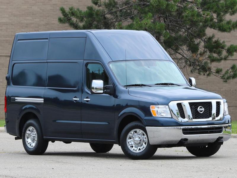 2017 Nissan NV3500 Review: Be The Envy Of The Moving Company