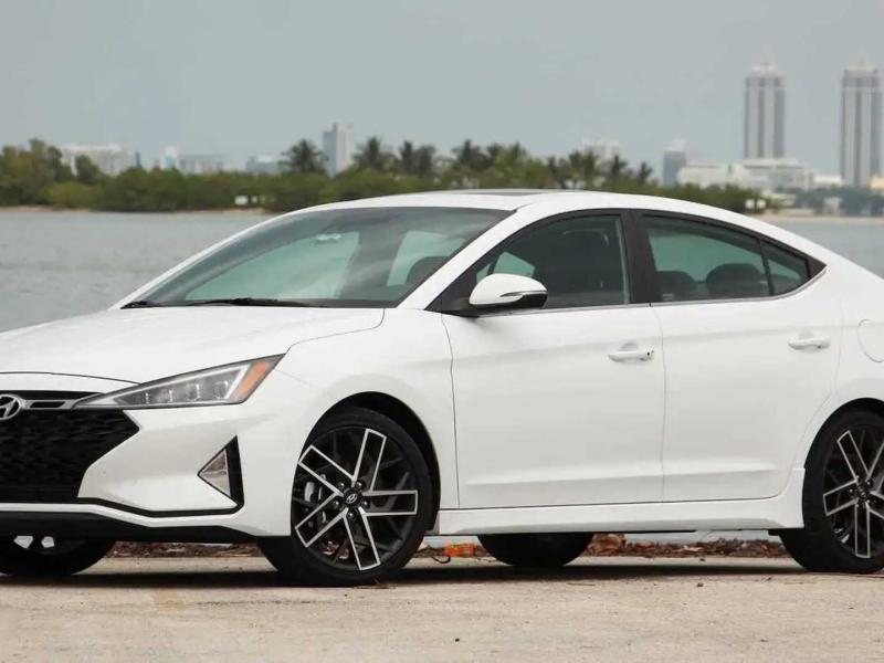 2019 Hyundai Elantra Sport Review: It Has A Great Personality