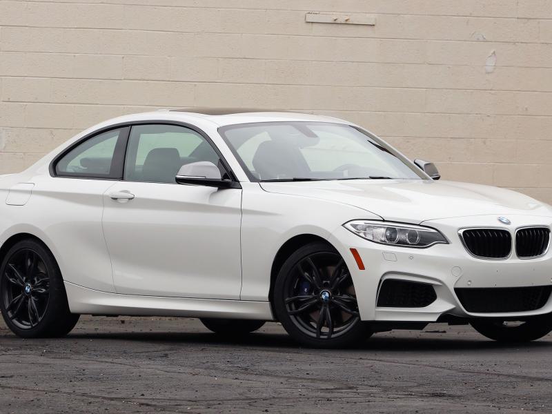 2017 BMW M240i Review: Just what the performance-loving doctor ordered