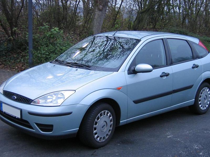 File:Ford Focus 2004.jpg - Wikimedia Commons