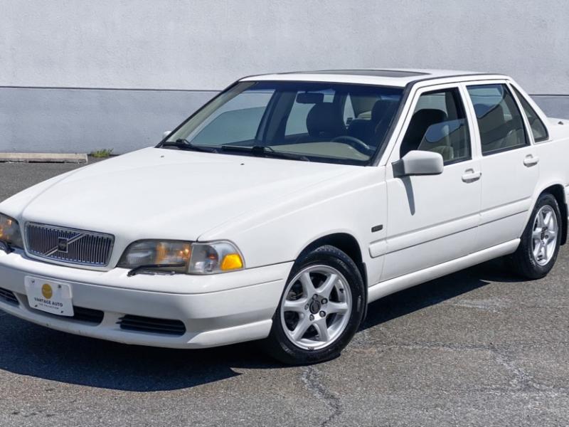 No Reserve: 1998 Volvo S70 GLT for sale on BaT Auctions - sold for $7,500  on May 31, 2022 (Lot #74,936) | Bring a Trailer
