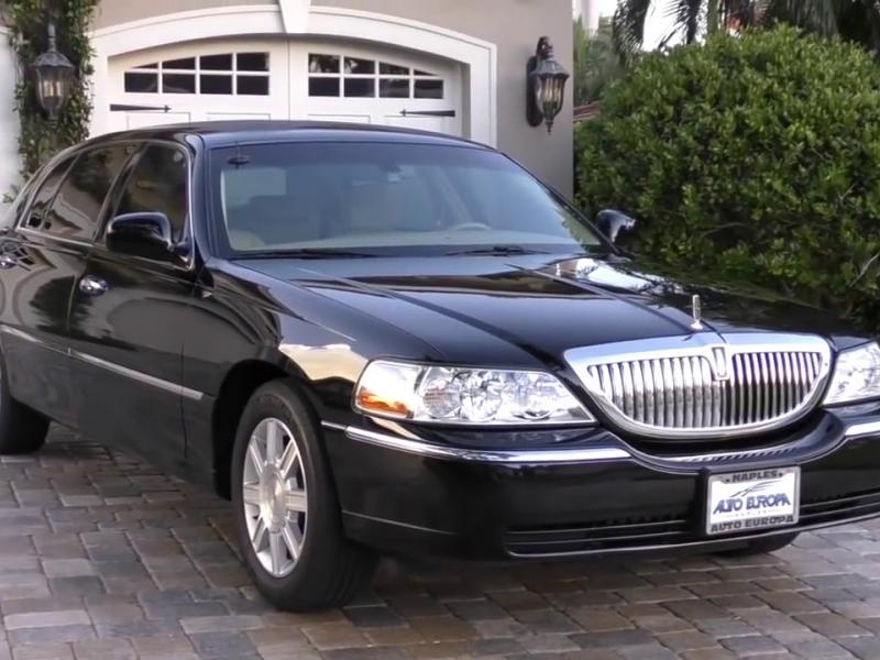 2007 Lincoln Town Car Executive L Livery Review and Test Drive by Bill -  Auto Europa Naples - YouTube