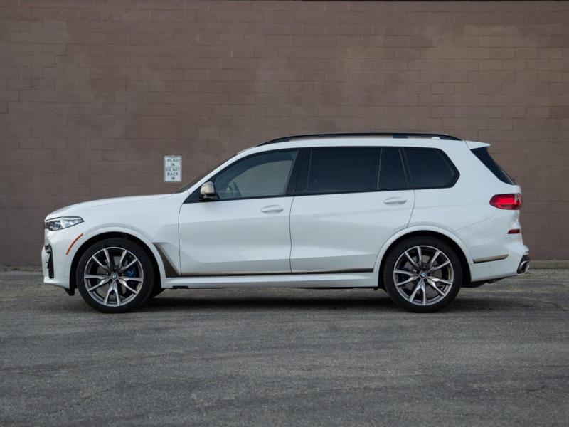 2020 BMW X7 M50i review: Party boat - CNET