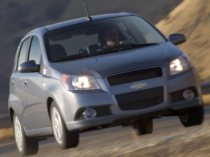 2009 Chevrolet Aveo / Aveo5 &#8211; Review &#8211; Car and Driver