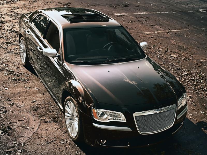 2013 Chrysler 300 Review & Ratings | Edmunds