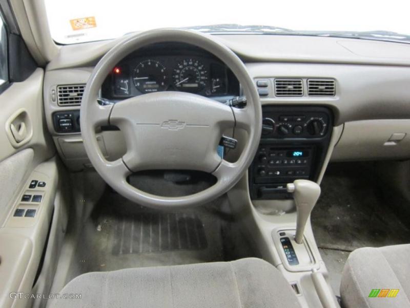 2001 Chevrolet Prizm - Information and photos - MOMENTcar