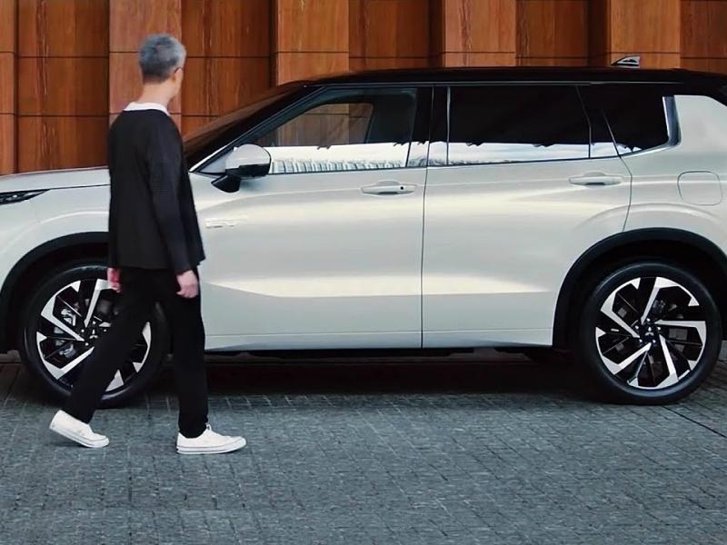 2022 Mitsubishi Outlander - interior Exterior and Driving (Perfect SUV) -  YouTube