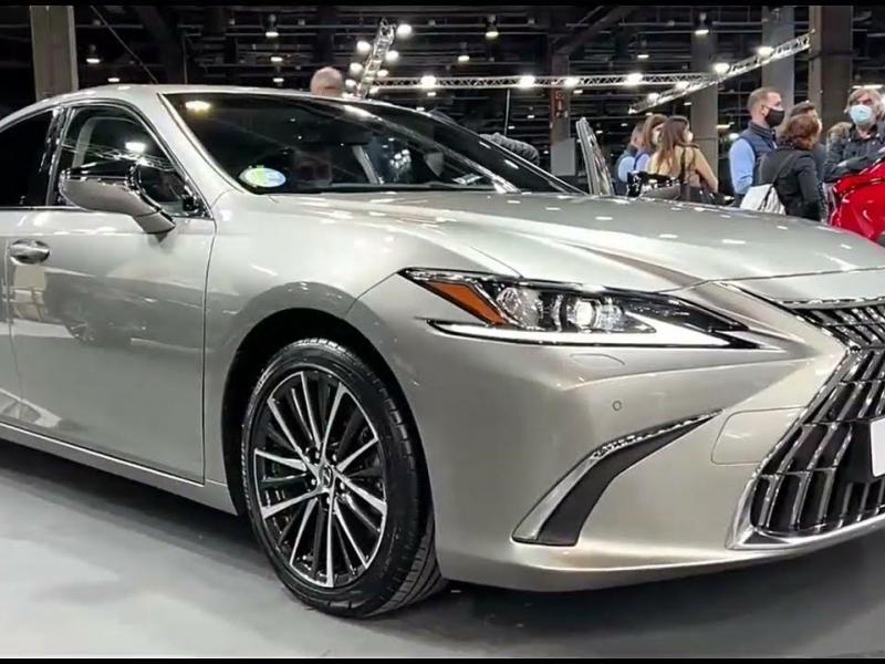 NEW 2023 Lexus ES 300h Ultra Luxury Review - YouTube