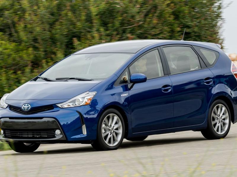 2019 Toyota Prius V Review, Pricing and Specs