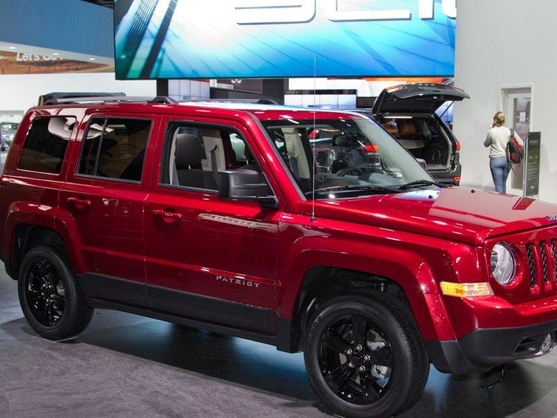2014 Jeep Patriot Photos and Info &#8211; News &#8211; Car and Driver