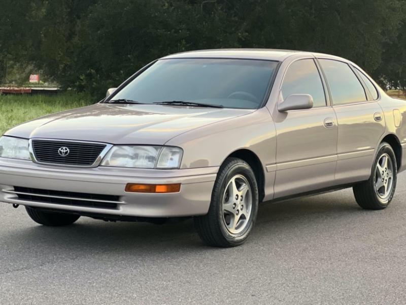 No Reserve: 45k-Mile 1997 Toyota Avalon XLS for sale on BaT Auctions - sold  for $12,501 on August 29, 2022 (Lot #82,868) | Bring a Trailer