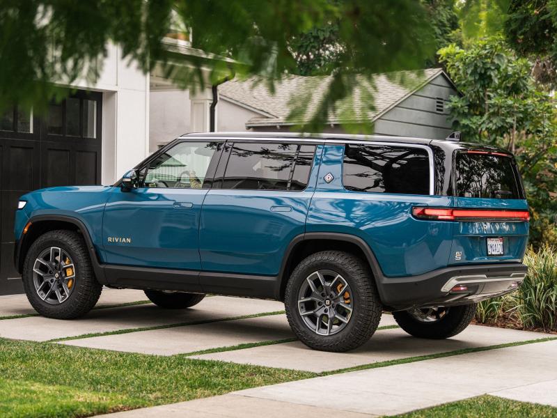 Rivian R1S Review: A Brilliant Example of What an EV Can Be